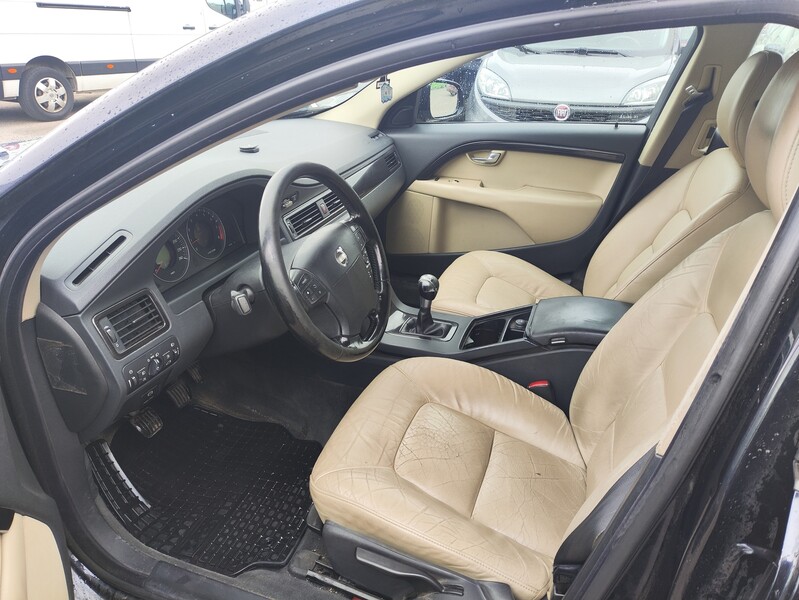 Photo 16 - Volvo V70 III 2008 y