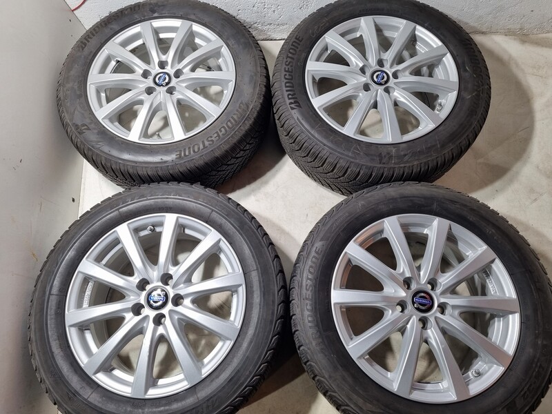 Volvo XC70 XC70 light alloy R17 rims