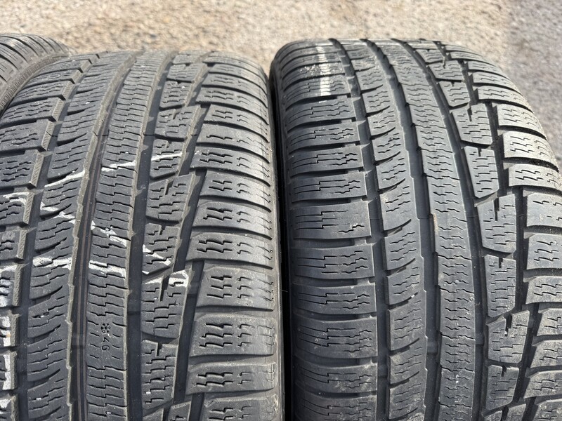 Photo 2 - Nokian Siunciam, 6-7mm R19 winter tyres passanger car