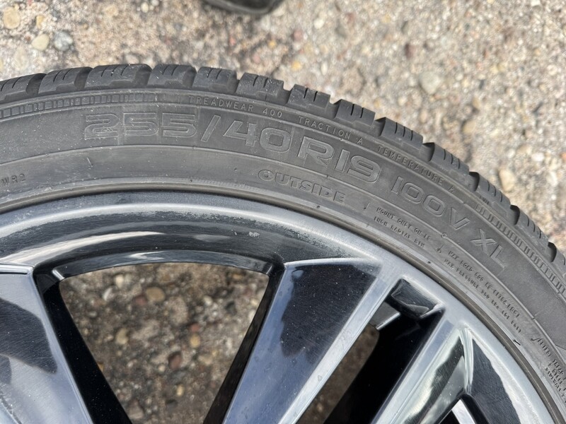 Photo 10 - Nokian Siunciam, 6-7mm R19 winter tyres passanger car