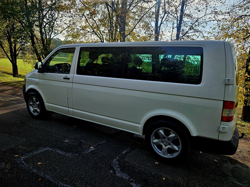 Photo 2 - Volkswagen Transporter 2011 y Minibus