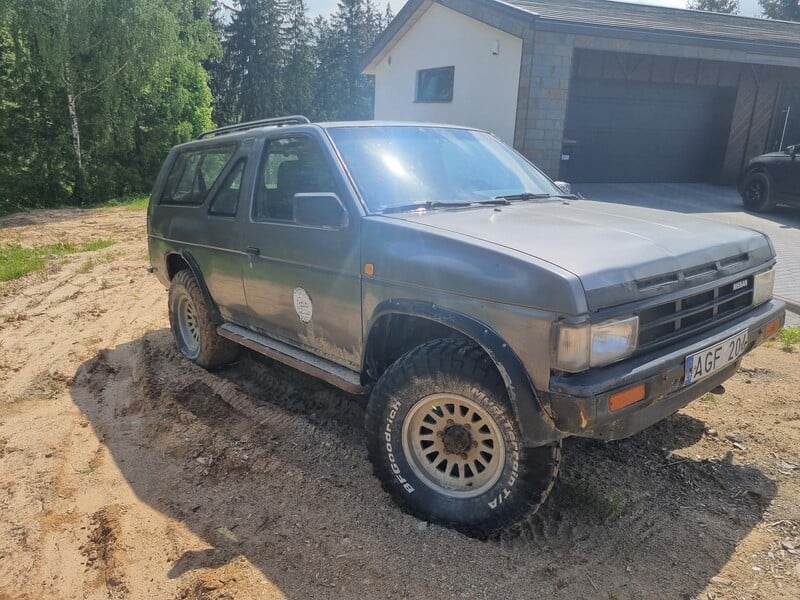 Nuotrauka 3 - Nissan Terrano 1989 m Visureigis / Krosoveris