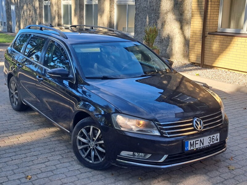 Volkswagen Passat B7 2011 y