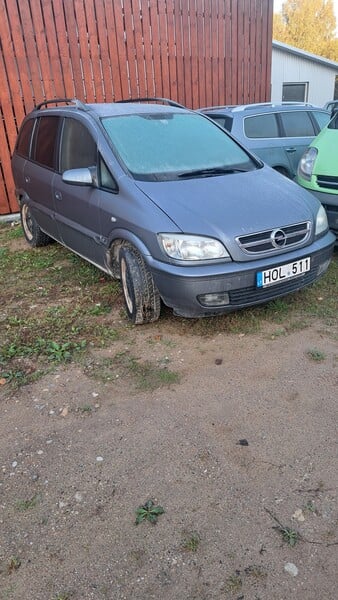 Opel Zafira 2005 г запчясти