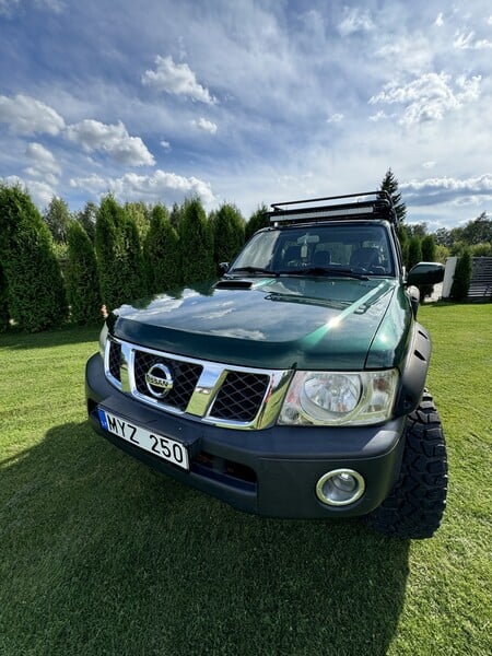 Nuotrauka 7 - Nissan Patrol 2009 m Visureigis / Krosoveris