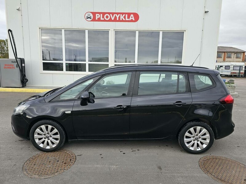 Photo 8 - Opel Zafira Tourer 2012 y Van