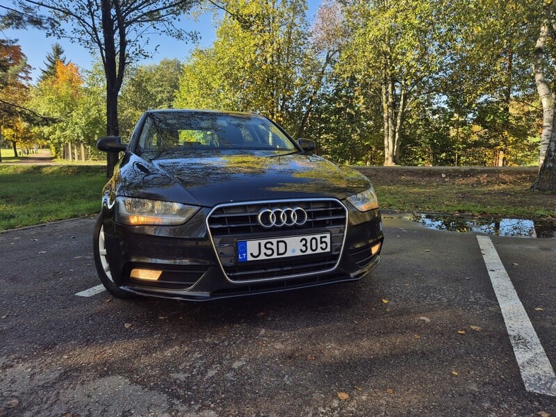 Photo 2 - Audi A4 B8 2012 y