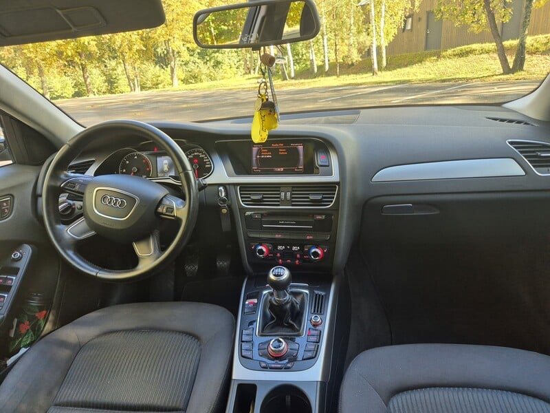 Photo 6 - Audi A4 B8 2012 y