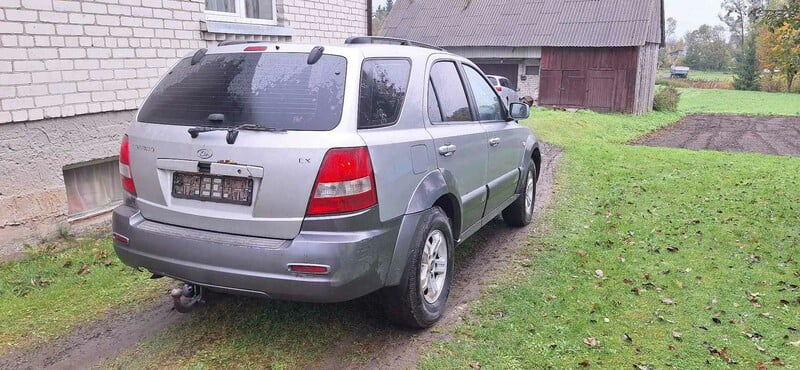 Photo 3 - Kia Sorento 2006 y Off-road / Crossover