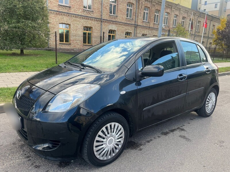 Toyota Yaris II 2006 y