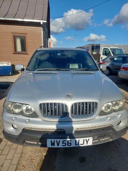 Photo 1 - Bmw X5 2006 y Off-road / Crossover