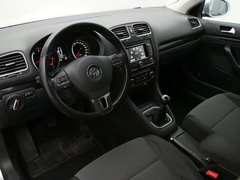 Фотография 16 - Volkswagen Golf 2012 г Универсал