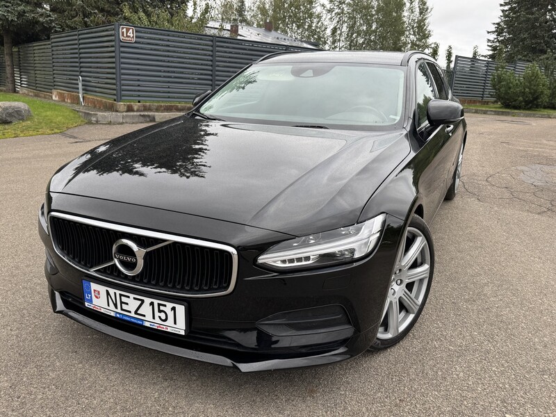 Фотография 2 - Volvo V90 2018 г Универсал