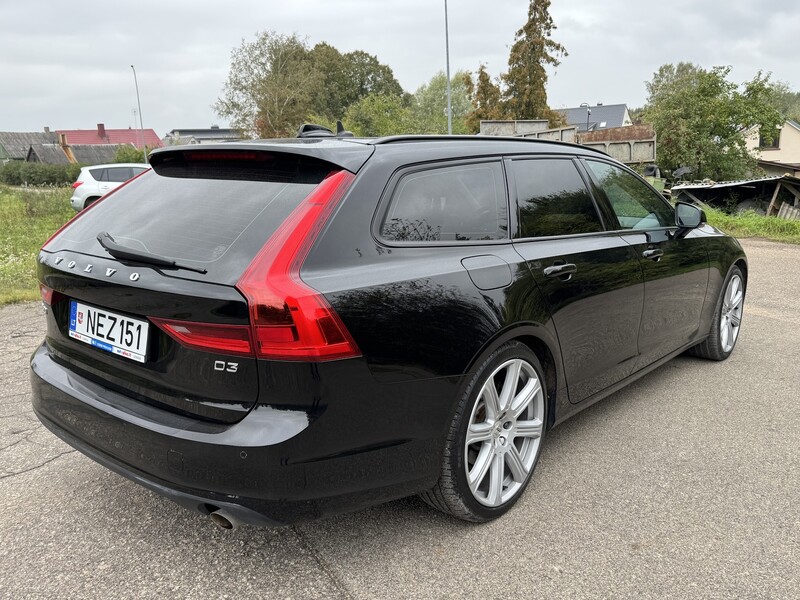 Фотография 7 - Volvo V90 2018 г Универсал