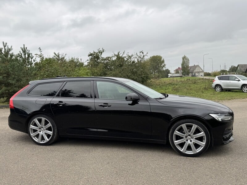 Фотография 9 - Volvo V90 2018 г Универсал