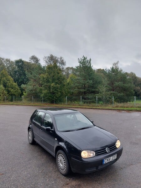 Volkswagen Golf IV 2001 г