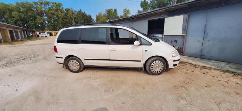 Photo 4 - Volkswagen Sharan I 2005 y