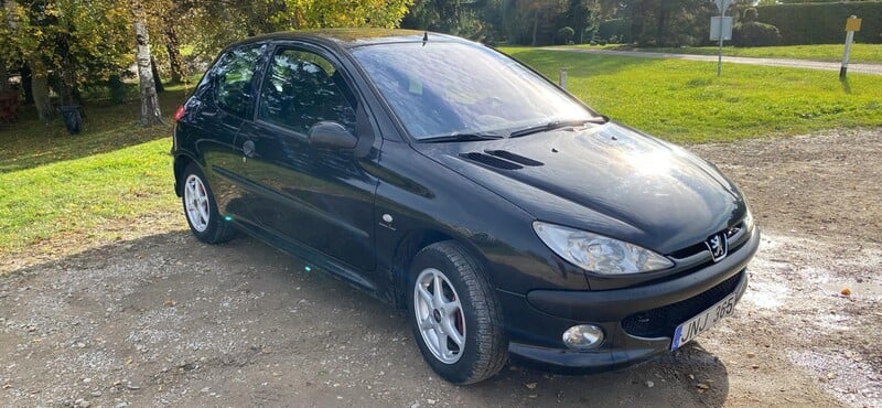 Peugeot 206 2004 y Hatchback