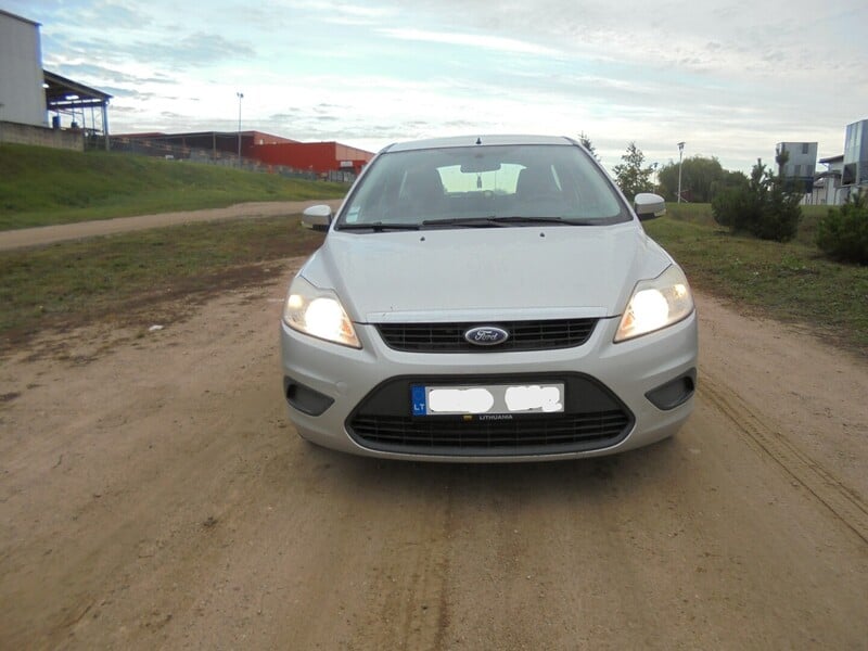 Photo 1 - Ford Focus 2009 y Wagon