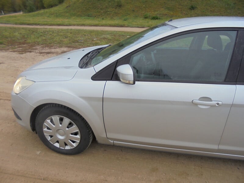 Photo 14 - Ford Focus 2009 y Wagon