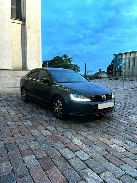 Photo 3 - Volkswagen Jetta 2017 y Sedan