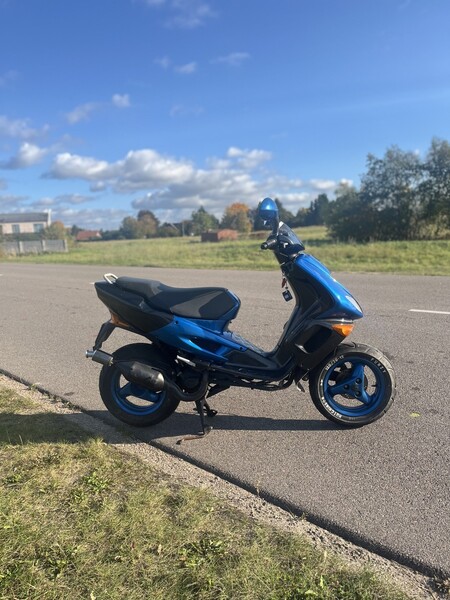 Peugeot Speedfight 1997 y Scooter / moped