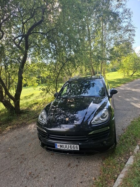 Фотография 4 - Porsche Cayenne 2011 г Внедорожник / Кроссовер