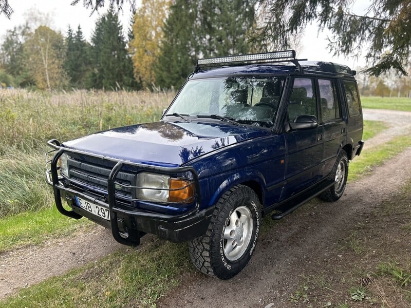 Land Rover Discovery 1996 y Off-road / Crossover