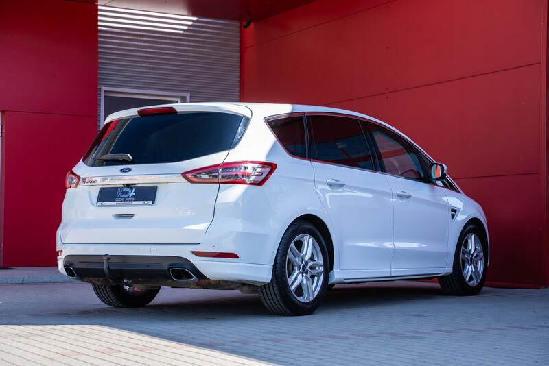 Photo 10 - Ford S-Max II 2015 y