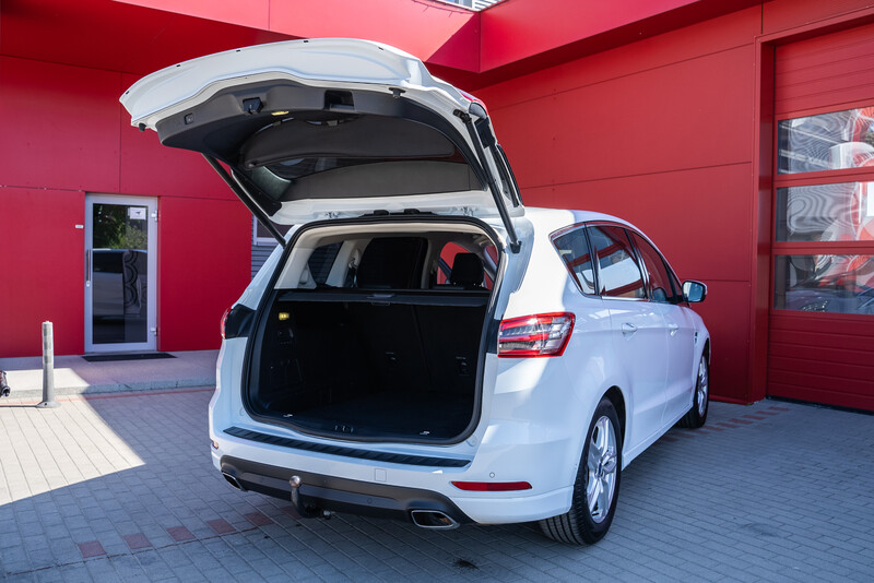 Photo 12 - Ford S-Max II 2015 y