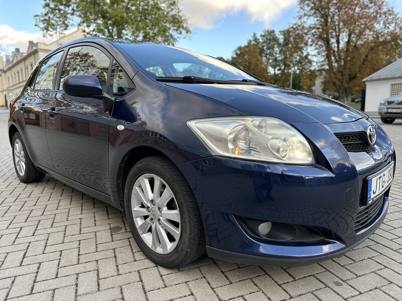 Photo 1 - Toyota Auris I 2008 y