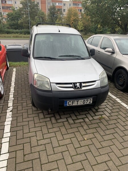 Peugeot Partner 2006 y Minibus