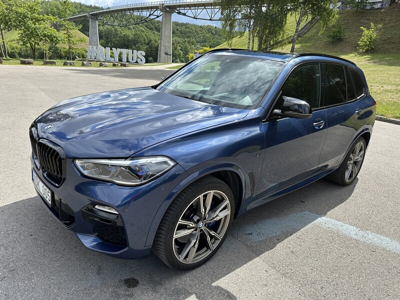 Фотография 1 - Bmw X5 2020 г Внедорожник / Кроссовер