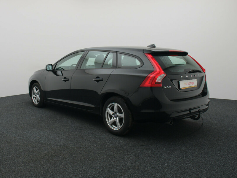 Фотография 7 - Volvo V60 2015 г Универсал