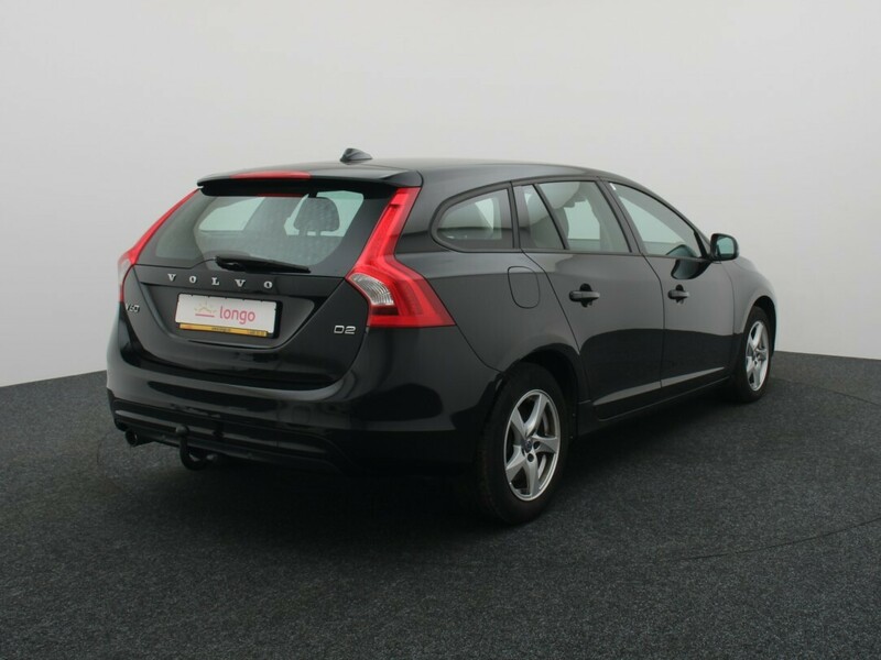 Фотография 8 - Volvo V60 2015 г Универсал