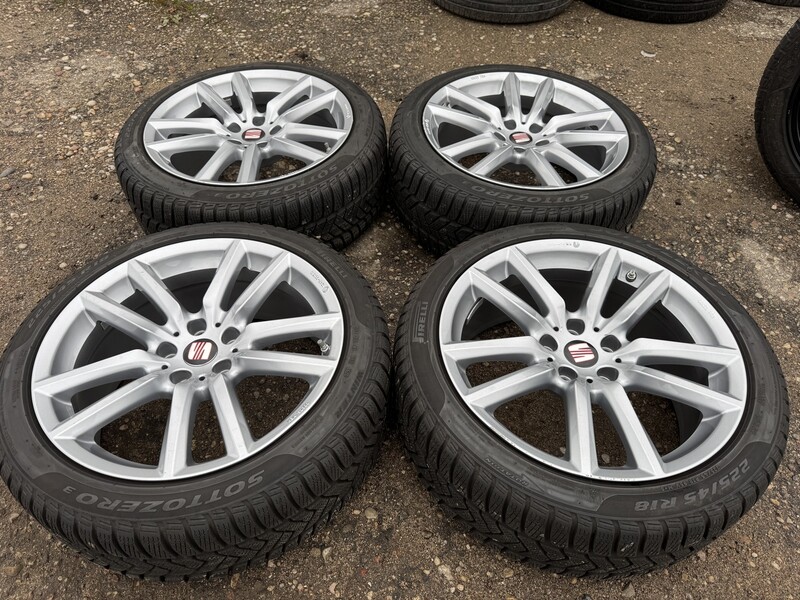 Photo 1 - Seat Siunciam, 8j ET30 light alloy R18 rims