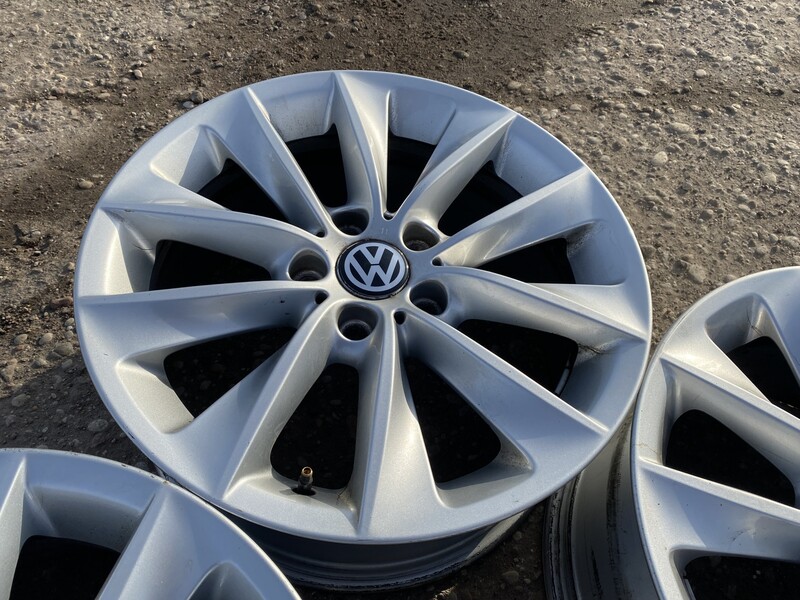 Photo 5 - Volkswagen Siunciam, 8J ET43 Transporter light alloy R18 rims