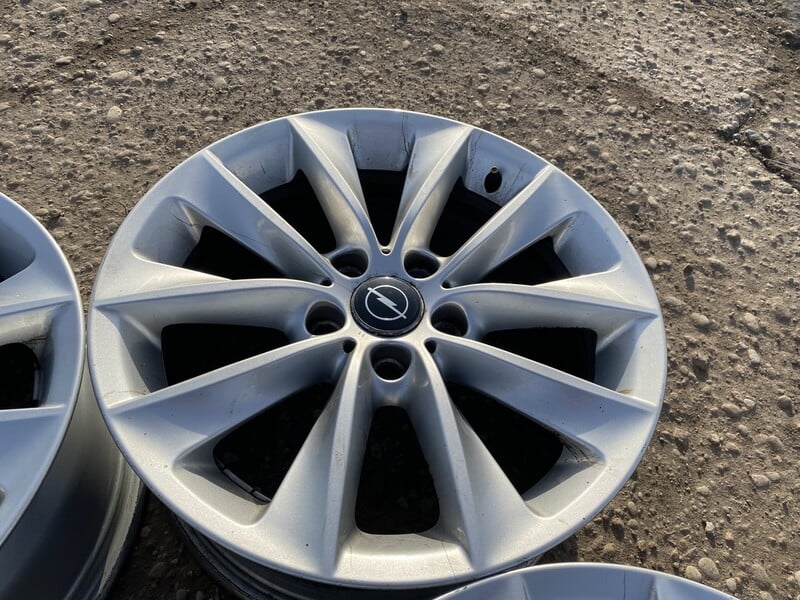 Photo 4 - Opel Siunciam, 8J ET43 Insignia light alloy R18 rims