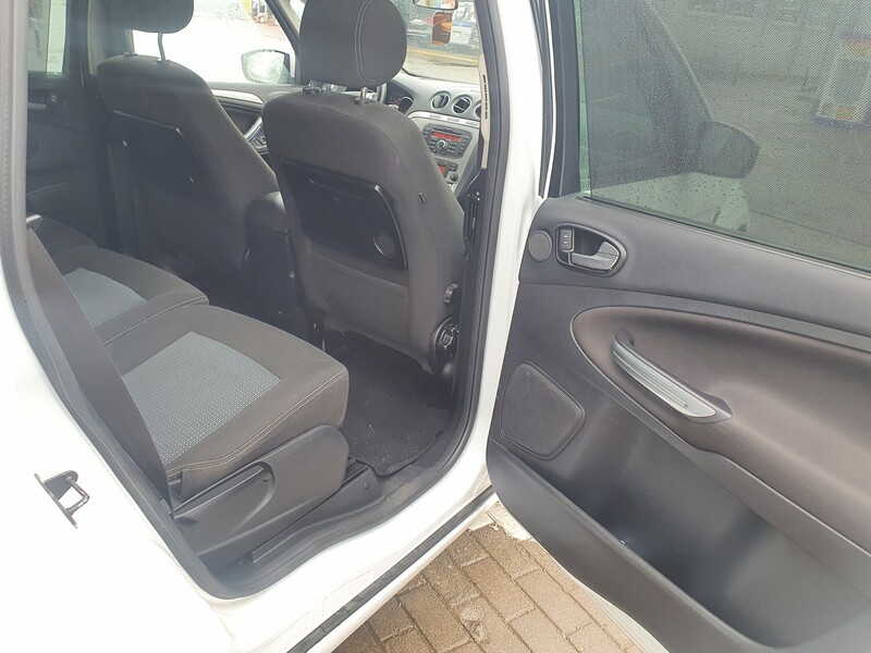 Photo 13 - Ford S-Max 2011 y Van