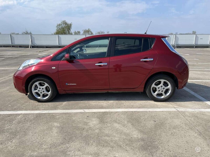 Nuotrauka 9 - Nissan Leaf 2016 m Hečbekas