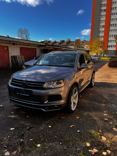 Volkswagen Touareg II 2014 г