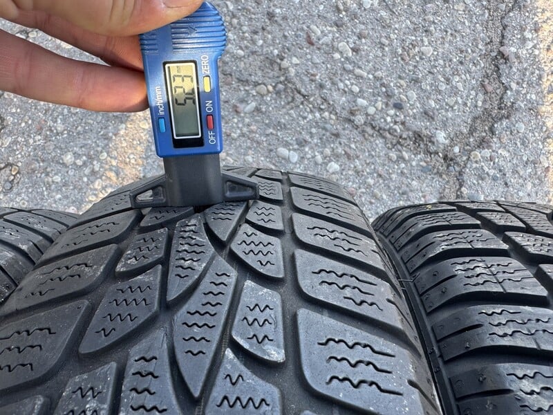 Фотография 2 - Dunlop Siunciam, 5mm R16 зимние шины для автомобилей