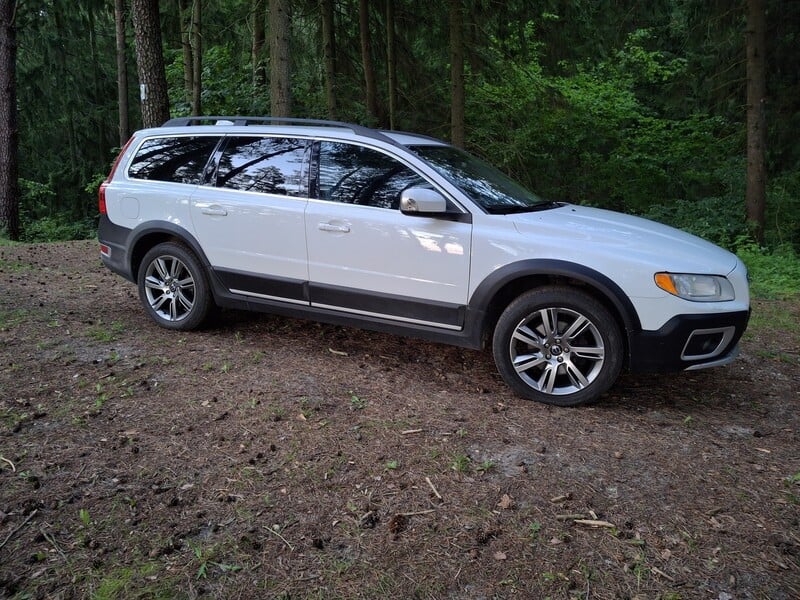 Photo 2 - Volvo XC70 2010 y Off-road / Crossover