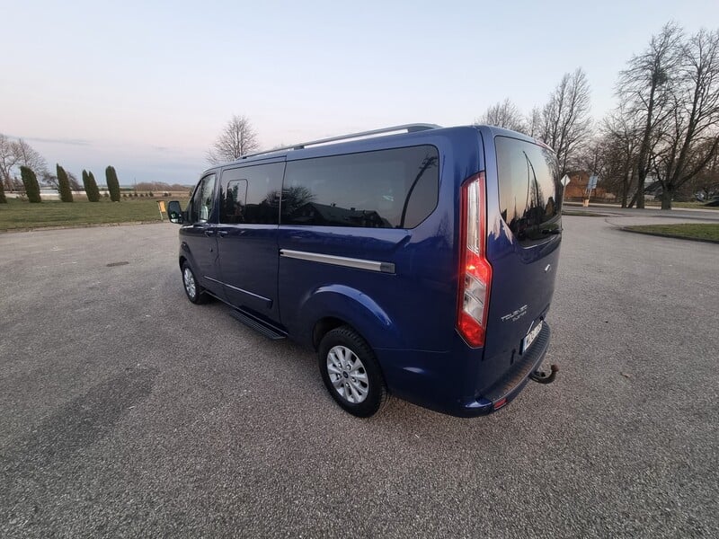 Photo 6 - Ford Tourneo Custom 2014 y Off-road / Crossover