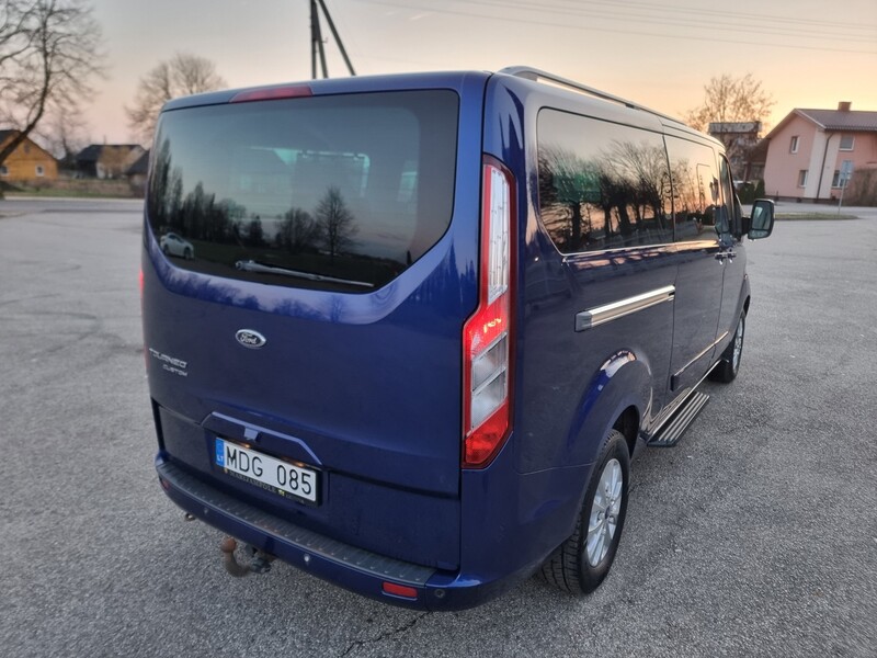 Photo 17 - Ford Tourneo Custom 2014 y Off-road / Crossover