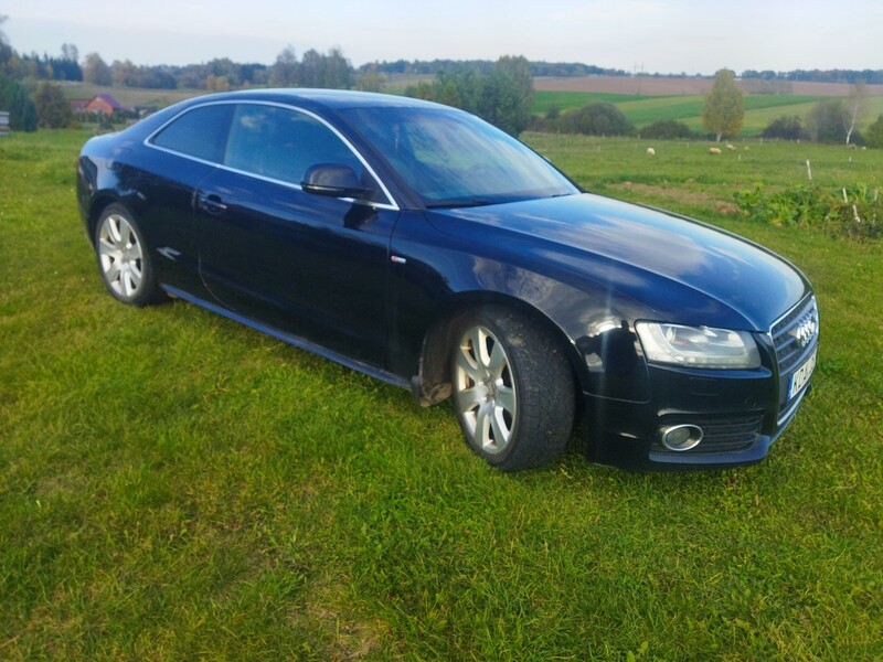 Audi A5 8T3 2008 y