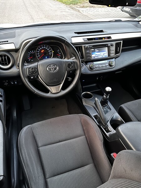 Nuotrauka 7 - Toyota RAV4 2014 m Visureigis / Krosoveris