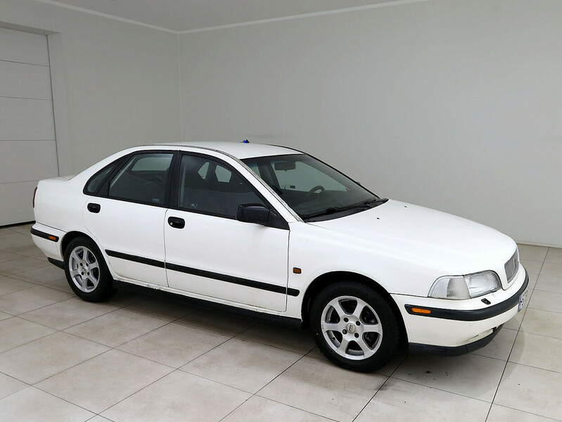 Volvo S40 1996 y Sedan