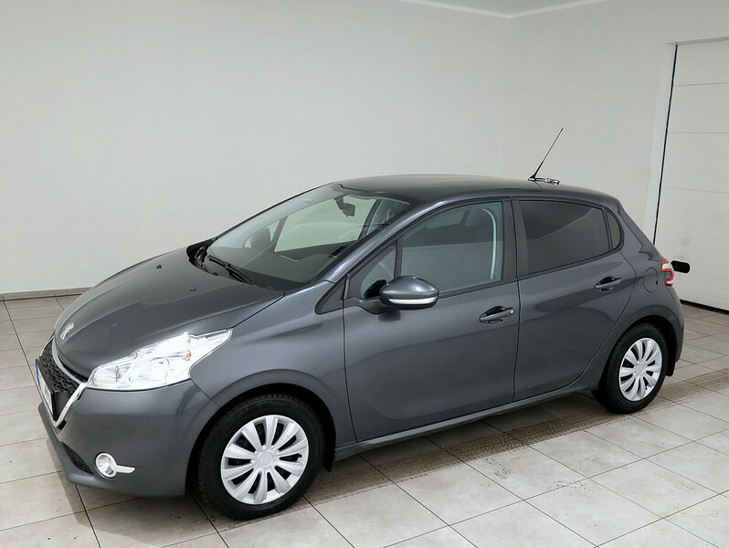 Photo 2 - Peugeot 208 2013 y Hatchback