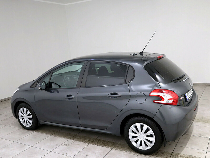 Photo 4 - Peugeot 208 2013 y Hatchback